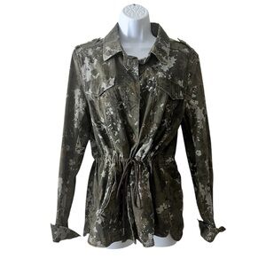 Aeropostale Camo Jacket with tie-up scrunch waist size L